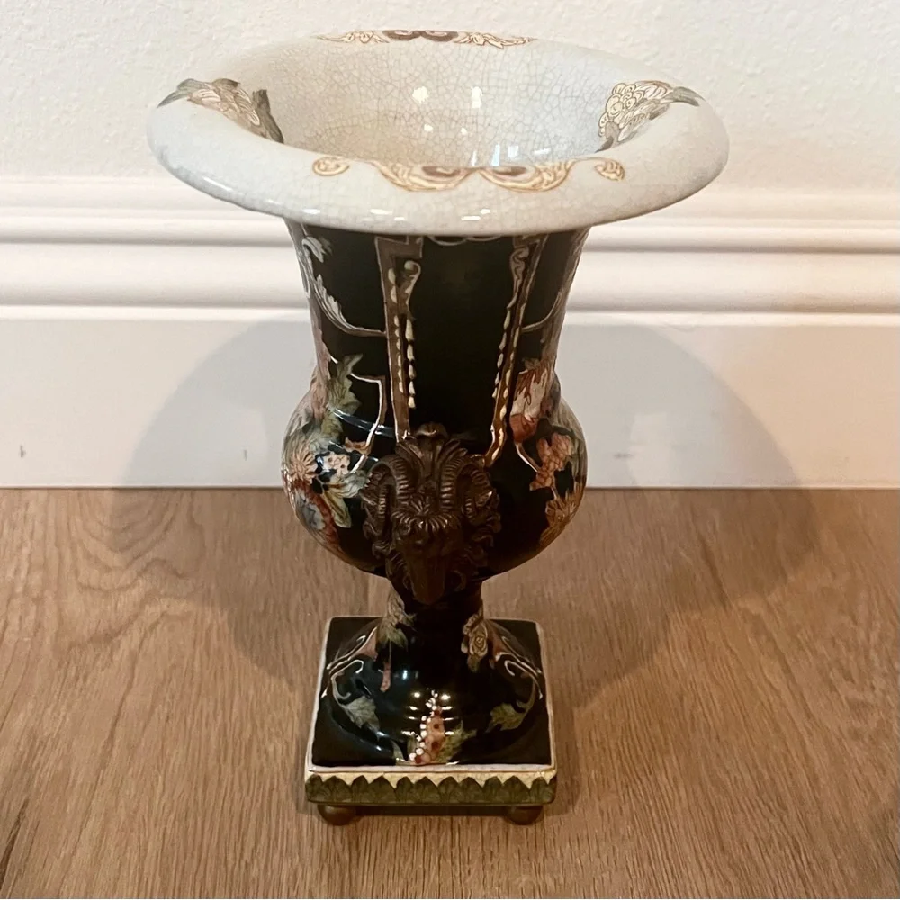 华容堂 Antique Chinese‎ Porcelain Hand Painted Black Vase Peony & Brass Goat Heads